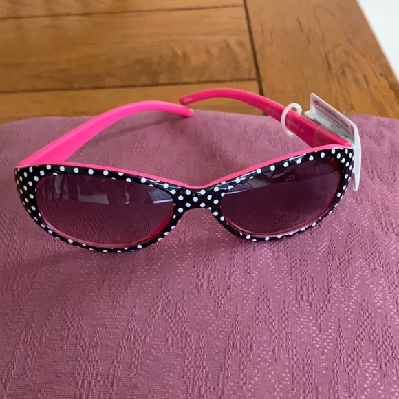 Sunglasses - Picture 1 of 3